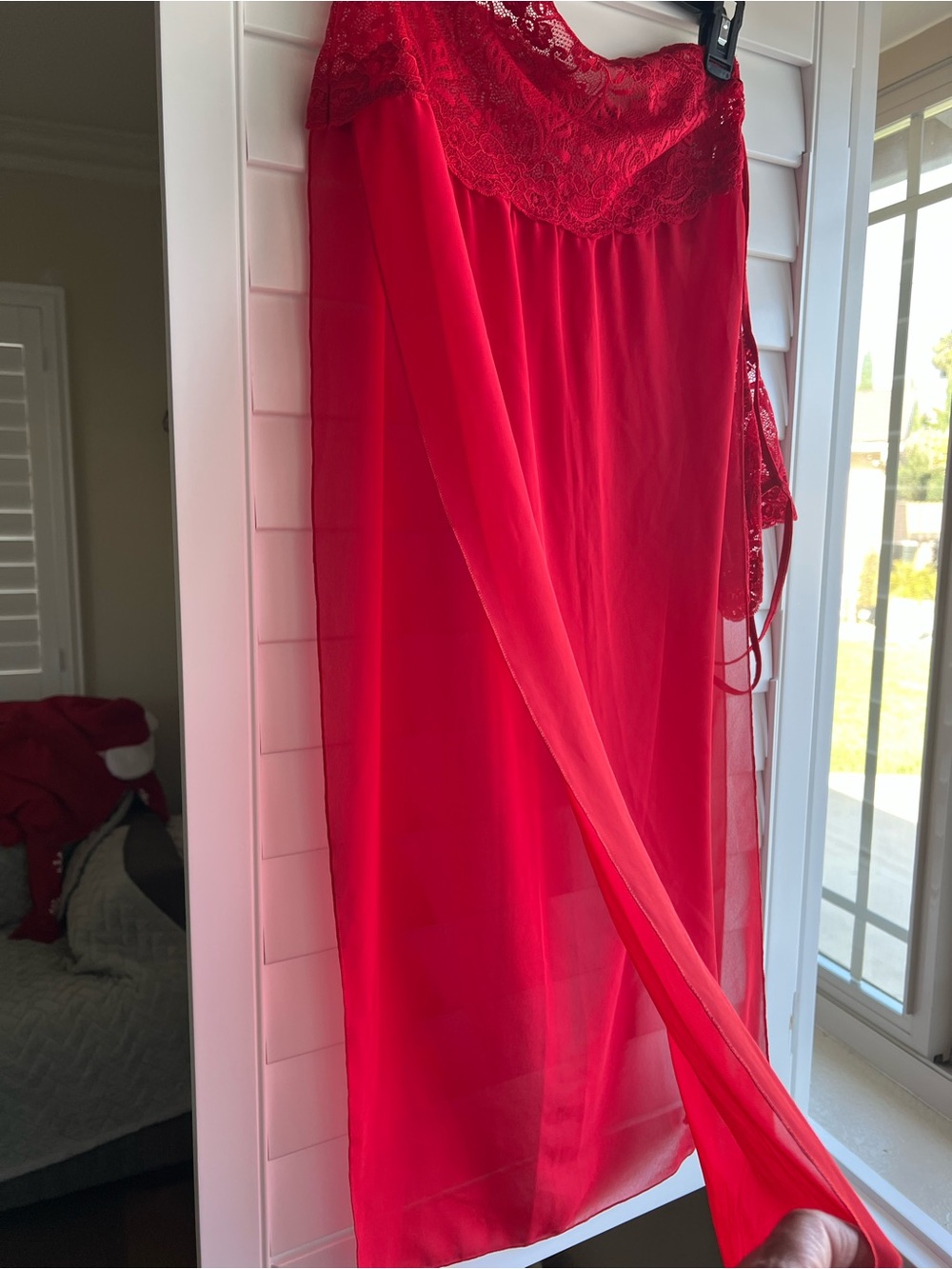 Red Lace Trim lingerie Women's skirt with halter top 
Red
Smoke free home